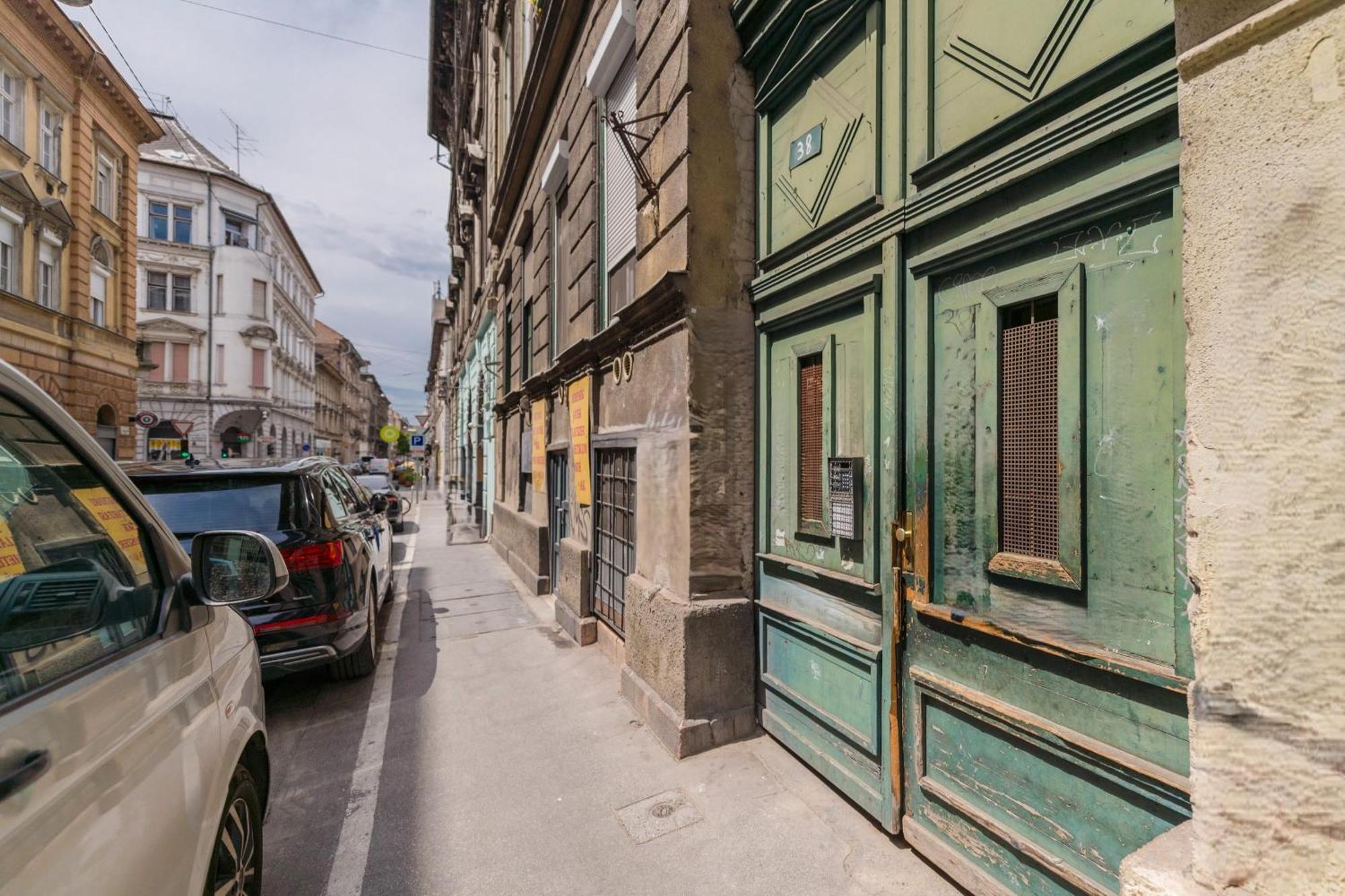 Happy Home Wow - Mini Suite Budapest Exterior foto